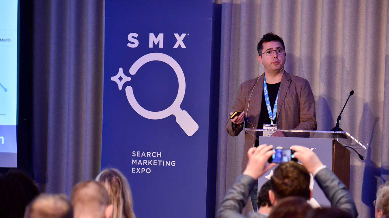 David Carralon, International SEO consultant speaking at SMX conference